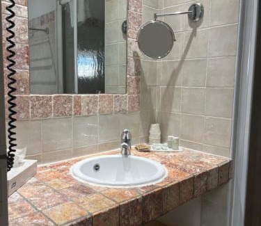 Tizzano Hotel | Oceanfront Experience at Hôtel Lilium Maris, 4-Star Comfort