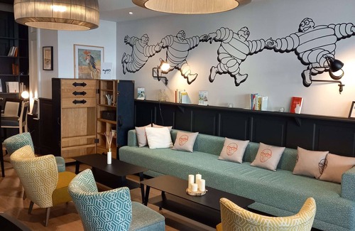 Sablon - Trudaine Hotel | Discover Hotel Literary Alexandre Vialatte, BW Signature