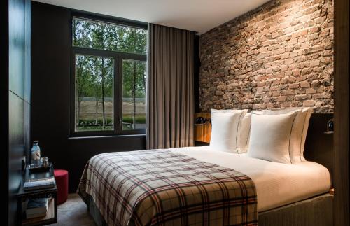 Lens Hotel | Relaxing Stay at Hôtel Louvre-Lens - Esprit de France