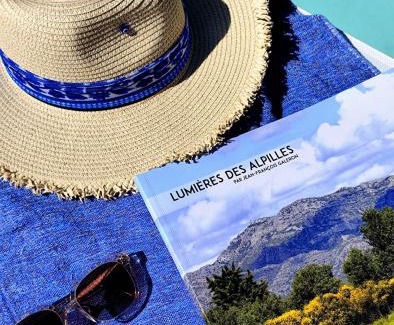 Saint-Etienne-du-Gres Hotel | Relaxing Hôtel Mas Vidau with Pool & Oceanfront Views