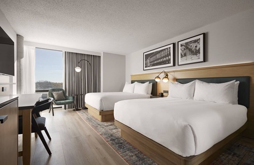 Valleyfield Hotel | Discover Hôtel MOCO Valleyfield: Pool, Breakfast & High Ratings