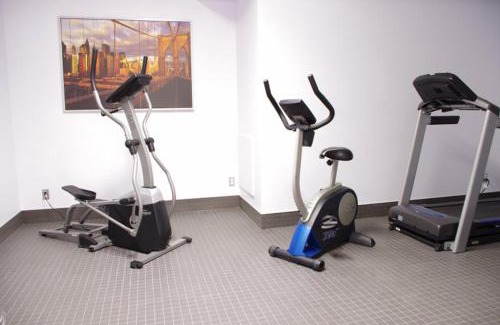Degelis Hotel | Oceanfront Retreat at Hôtel-Motel 1212 with Family-Friendly Perks