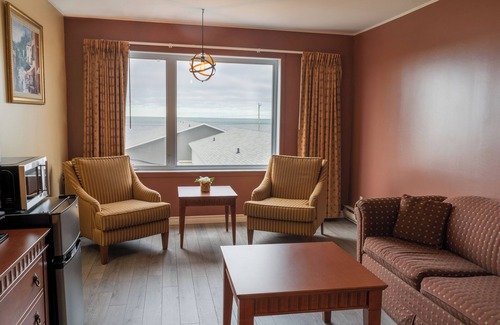 Matane Hotel | Cozy Stay at Hôtel Motel La Vigie: Family-Friendly Amenities