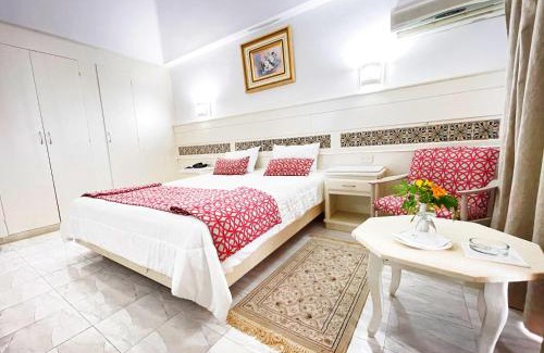 Gabes Hotel | Relax at Hôtel Oasis Gabes: 4-Star Family-Friendly Escape