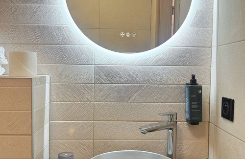 Louis Bertrand-Mirabeau-Semard Hotel | Discover Oden Hôtel Paris Ivry: Family-Friendly Retreat