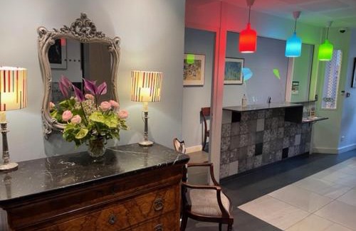 Saint-Jean-de-Luz City Center Hotel | Family-Friendly Hôtel Ohartzia with High Guest Ratings