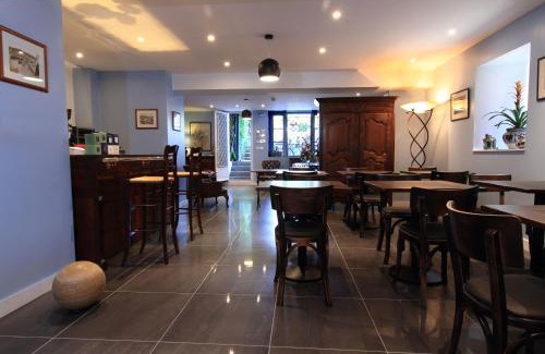 Saint-Jean-de-Luz City Center Hotel | Family-Friendly Hôtel Ohartzia with High Guest Ratings