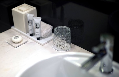Quartier de la Place-Vendome Hotel | Elegant Hôtel Opéra Richepanse - Guest Rated 9.6/10