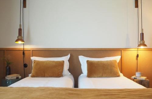 Chateau-Malo Hotel | Inviting Hôtel Oré in Saint-Malo: Family-Friendly Retreat