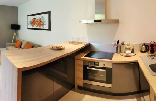Cassis House | Elegant Hôtel Particulier Cassis with Heated Pool & Ocean View
