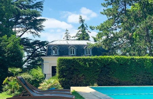 Haut Montmorency Hotel | Elegant Hôtel Particulier de Montmorency near Paris Airport