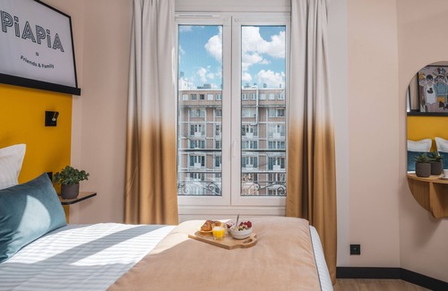 Charonne Hotel | Elegant Hôtel Piapia: Highly Rated with Family-Friendly Amenities