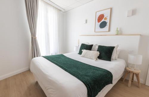 Centre Erlon Hotel | Discover Hôtel Porte Mars Reims: Pet & Child Friendly Stay