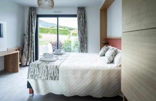 Arena Apartment | Experience Oceanfront Bliss at Hôtel Résidence A Torra
