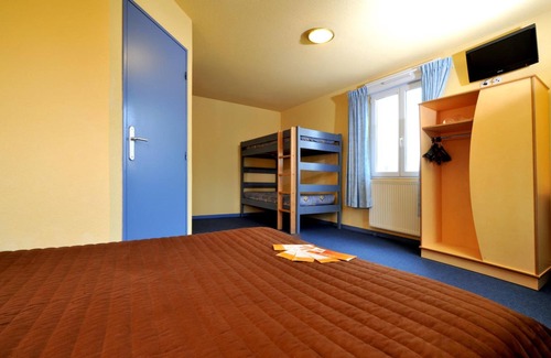Avermes Hotel | Discover Hôtel & Résidence Avermes: Family-Friendly Retreat