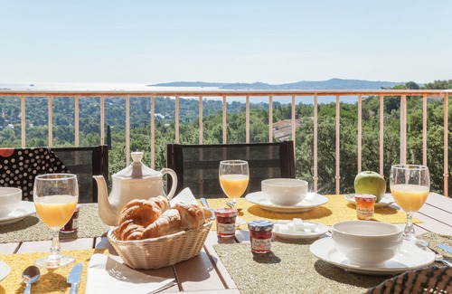 Les Restanques House | Discover Pierre et Vacances les Restanques Du Golf in Saint Tropez