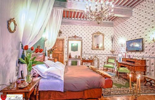 Castres Hotel | Oceanfront Hôtel Renaissance: 4-Star Stay with Pool & Views