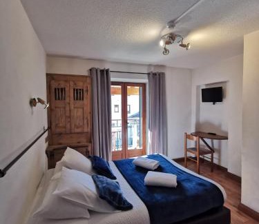 Bourg-Saint-Maurice Hotel | Family-Friendly Hôtel Restaurant Angival with Cozy Rooms