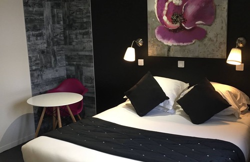 Saint-Marcel Hotel | Guest Favorite Hôtel Restaurant Baryton with Family Amenities