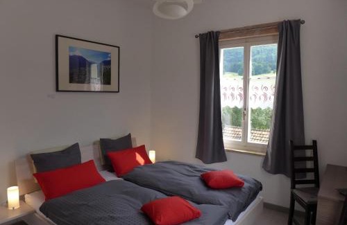 Glovelier Hotel | Discover Hôtel-Restaurant de la Gare: Family-Friendly Retreat