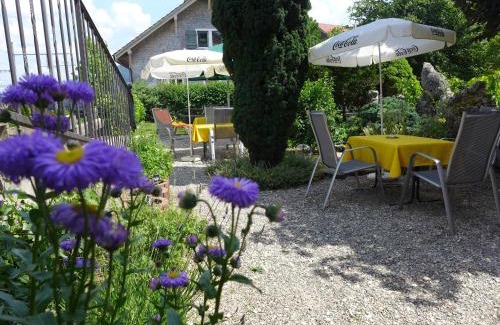 Glovelier Hotel | Discover Hôtel-Restaurant de la Gare: Family-Friendly Retreat