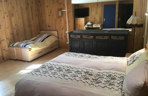 Bourbach-le-Haut Hotel | Family-Friendly Hôtel Restaurant La Fourmi with Great Amenities