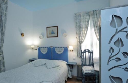 Zonza Hotel | Pet-Friendly Hôtel Restaurant L'Aiglon with Breakfast Included