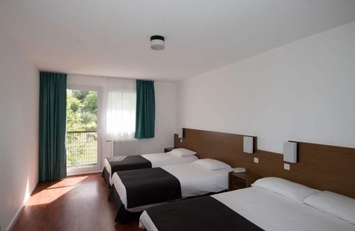 Ceyrat Hotel | Family-Friendly Hôtel-Restaurant l'Artière with Great Reviews