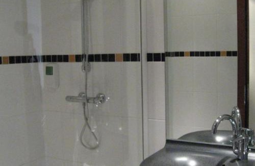 Mutzig Hotel | Welcoming Hôtel L'Ours De Mutzig: Pet Friendly & Ocean Views