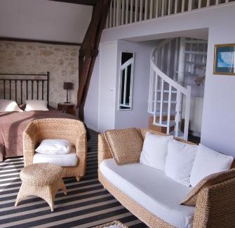 Causse-et-Diege Hotel | Cozy Hôtel Restaurant Le Mûrier de Viels - Grand Figeac