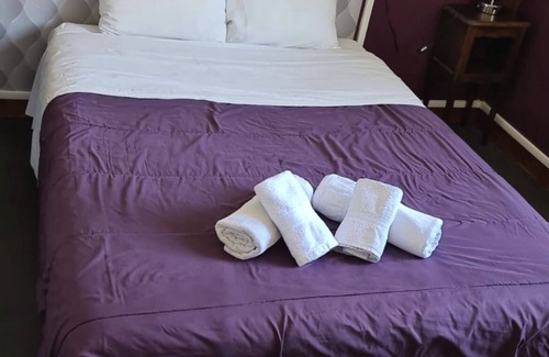 Chauny Hotel | Discover Hôtel Restaurant Le Picardie: Family-Friendly Dining