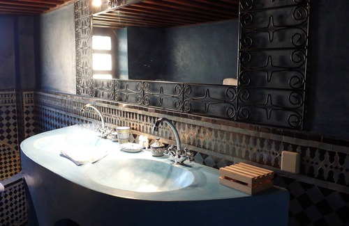 El Ayoun House | Discover Hôtel Riad la clé de Fes: 4-Star Gem with Spa & Pool