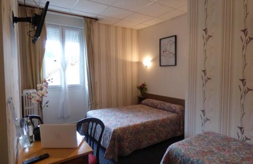 Vals-les-Bains Hotel | Pet-Friendly Hôtel Saint Jean with Great Guest Reviews