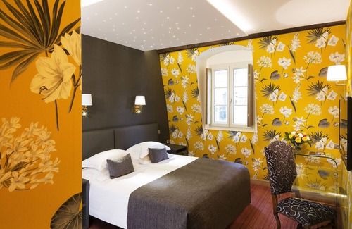 Odeon Hotel | Elegant Hôtel Saint Paul Rive Gauche with Spa & Family Amenities