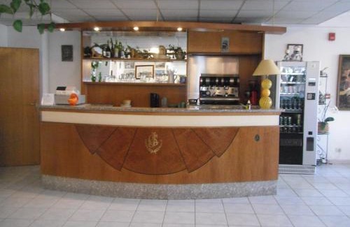 Bastia Hotel | Oceanfront Hôtel Sampiero: Pet-Friendly & Family Welcoming