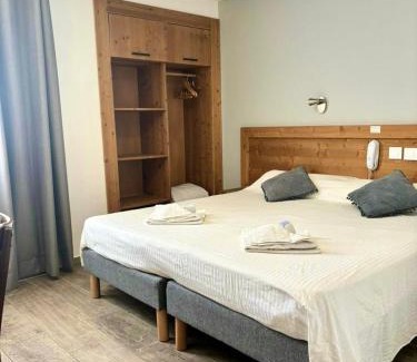 Jausiers Hotel | Explore Comfort at Hôtel Sans Souci - Child-Friendly Retreat