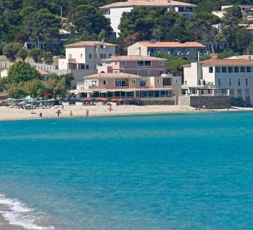 Algajola Hotel | Experience Hôtel Serenada: Beachfront Bliss & Top Amenities