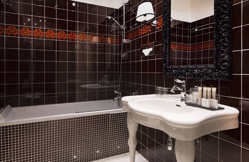 7th Arrondissement Hotel | Relaxing Hôtel & Spa de Latour Maubourg with Top Amenities