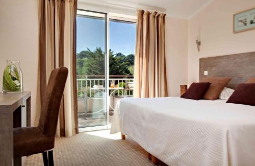 Plage d'Argeles Hotel | Relax at Hôtel & Spa Les Mouettes with Oceanfront Views