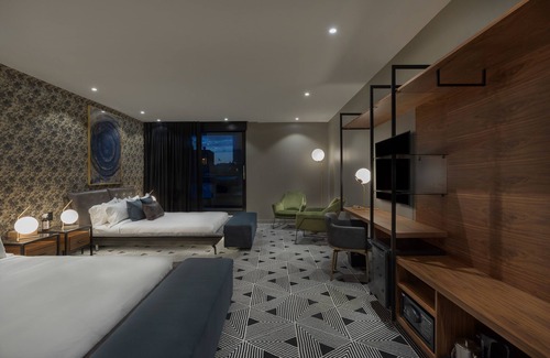 Latin Quarter Hotel | Elegant Hôtel St-Thomas: Eco-Friendly Stay with Spa & Dining