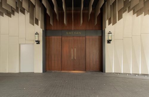 Uptown Hotel | Elegant Hôtel Swexan: Pet Friendly with Ocean View & Pool
