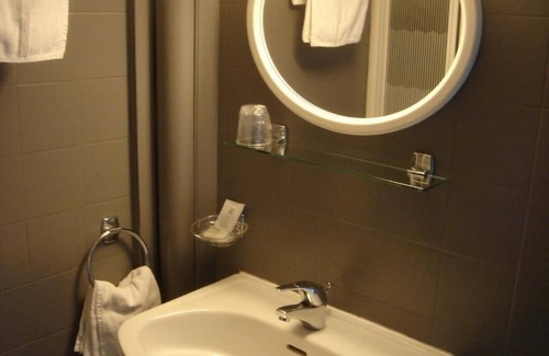 Marechal Lyautey - Vitton Hotel | Discover Hôtel Tête d'Or: Spa Retreat with Great Reviews