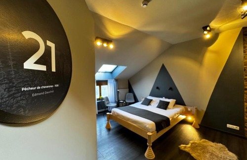 Smuid Hotel | Discover Comfort at Hotel Val de Poix with Pet-Friendly Amenities
