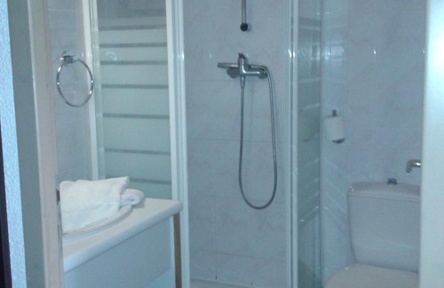 Saint-Gervais-les-Bains Hotel | Discover Comfort at Hôtel Val Joly - Family-Friendly Stay