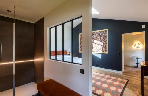 Regnie-Durette Hotel | Luxury Oceanfront Stay at Hôtel Villa Alexandre - 9.5/10 Rated
