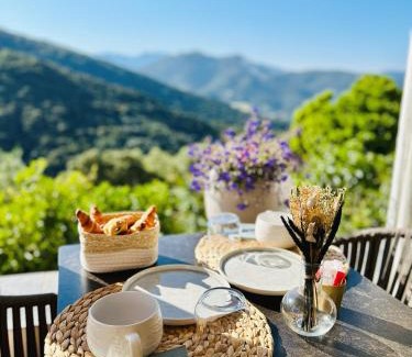 Olmeto Hotel | Discover Hôtel Villa Les Orangers: Oceanfront Bliss Awaits