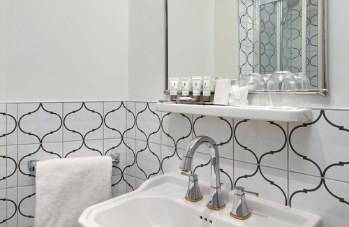 Quartier de la Salpetriere Hotel | Relaxing Hôtel Villa Romantic & SPA with Pool and Spa