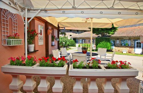 Bonnac-la-Cote Other | Relax in Comfort at Hôtellerie de Plein Air Camping Leychoisier