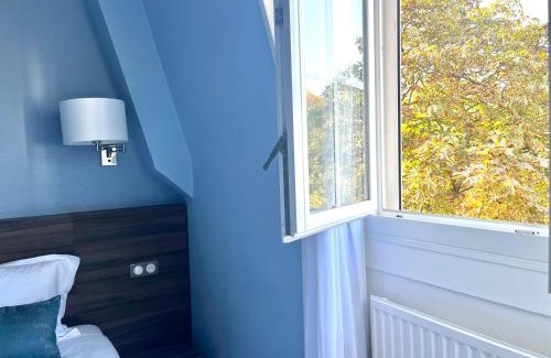 Grenelle Hotel | Discover L'Enclos Rey: Pet-Friendly Retreat with Top Amenities