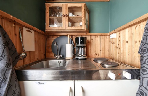 Dalvik Cottage | Elegant Höfði Cottages with Pool and Lake Views
